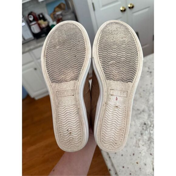 Guess Cosmos Tan Faux Suede Wedge Sneaker sz 7 EUC - Picture 6 of 7